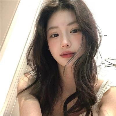 藏春洞海报